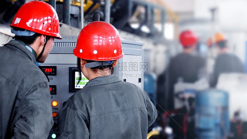 碳钢与不锈钢蒸馏塔：材质之别，性能之异
